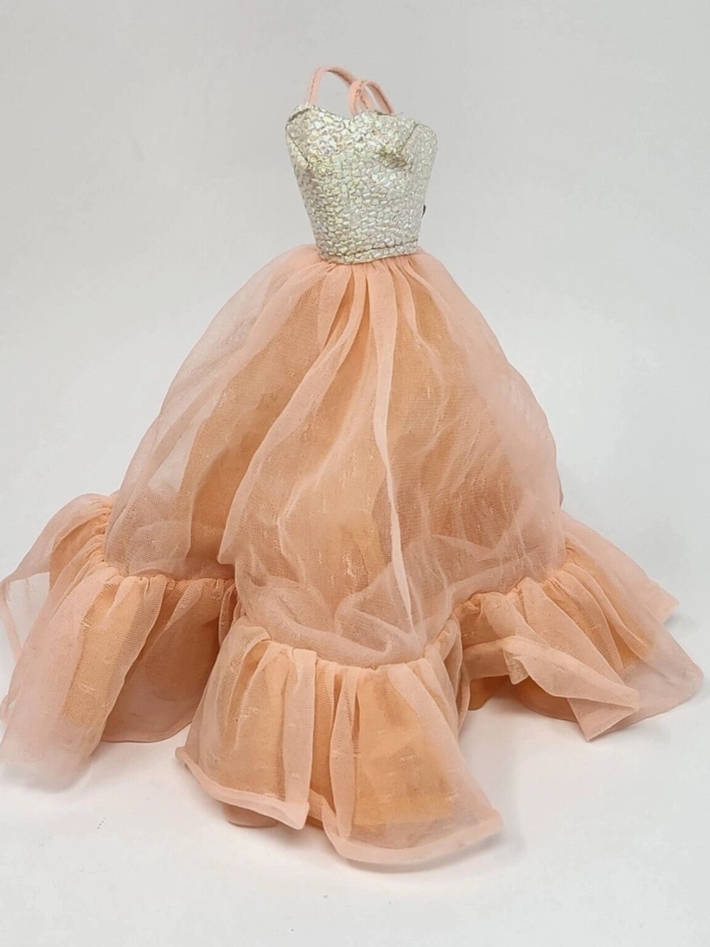 VINTAGE 1984 MATTEL BARBIE PEACHES N CREAM ORANGE BALL GOWN FORMAL DRESS RUFFLES